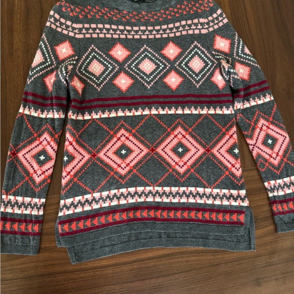 Talbots Tops - Talbots Gray Sweater with Red and Pink Accents
